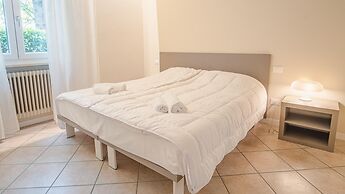 Sweet Lake Apartment - Italian Homing