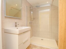 The Stables, Burton Bradstock