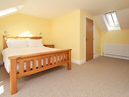 The Stables, Burton Bradstock