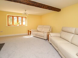 The Stables, Burton Bradstock