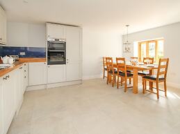 The Stables, Burton Bradstock