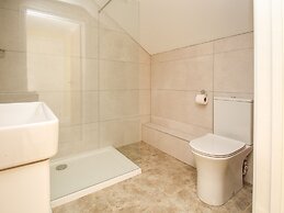 The Stables, Burton Bradstock