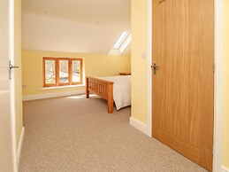 The Stables, Burton Bradstock