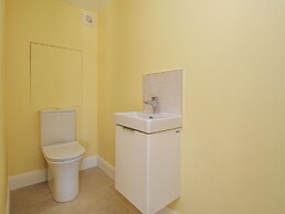 The Stables, Burton Bradstock