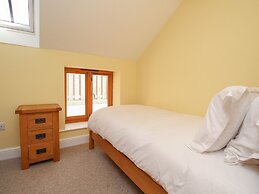 The Stables, Burton Bradstock