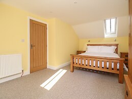 The Stables, Burton Bradstock