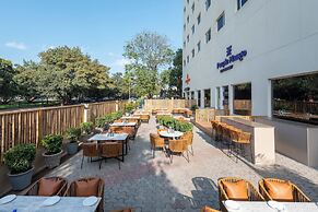Mango Grove Hotel