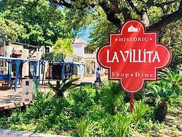 The Xennial Ice Cold AC With Fast Wi-fi