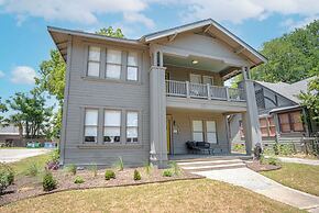 The Xennial Ice Cold AC With Fast Wi-fi