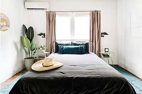 The Xennial Ice Cold AC With Fast Wi-fi