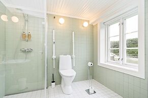 Kongsvold Fjeldstue by Frich`s