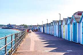 Lovely Period Villa Sleeps 8 Resting in Torquay