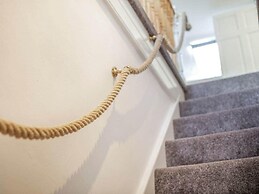 Lovely Period Villa Sleeps 8 Resting in Torquay