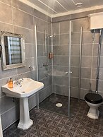 Dale Gudbrands Gard by Frichs