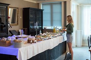 Dale Gudbrands Gard by Frichs