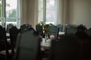 Dale Gudbrands Gard by Frichs