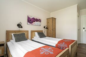 Dale Gudbrands Gard by Frichs