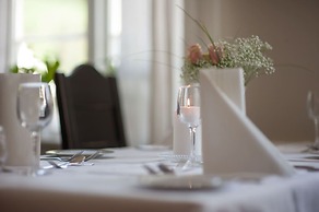 Dale Gudbrands Gard by Frichs