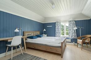 Dale Gudbrands Gard by Frichs