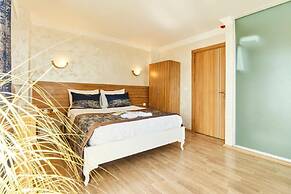 Armar Hotel