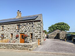 Bwthyn Siop Pencaerau