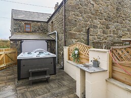 Bwthyn Siop Pencaerau