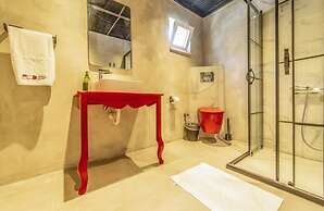 Extraordinary Villa With Private Pool in Antalya