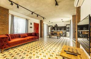 Extraordinary Villa With Private Pool in Antalya