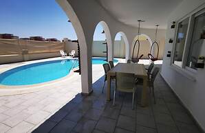 Astonishing Villa With Private Pool in Antalya