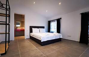 Astonishing Villa With Private Pool in Antalya