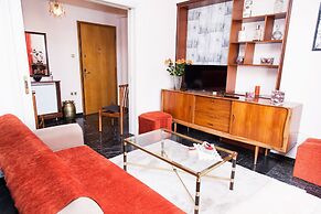 Elegant  Spacious Marousi Apt