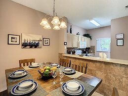 Close To Disney & Clubhouse In Emerald Island 3 Bedroom Townhouse by R