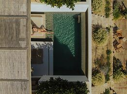 Amethyst Selene Paleros