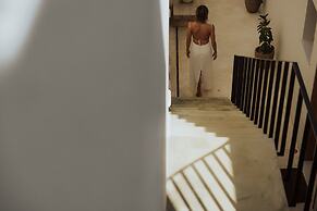 Amethyst Selene Paleros