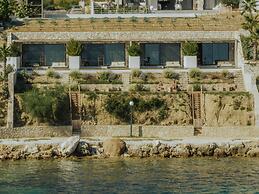 Amethyst Selene Paleros