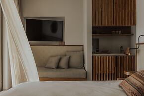 Amethyst Selene Paleros