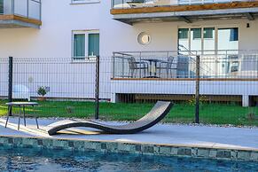 Shana Hotel & Residence