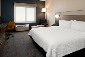 Holiday Inn Express and Suites Hollister by IHG