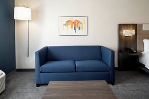 Holiday Inn Express and Suites Hollister by IHG