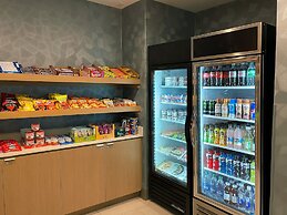 Holiday Inn Express and Suites Hollister by IHG