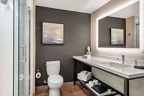 Cambria Hotel Minneapolis Downtown