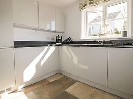 4 Trerammet Crescent