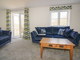 4 Trerammet Crescent