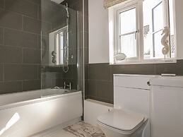 4 Trerammet Crescent