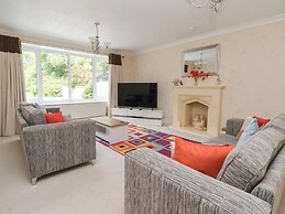 Raincliffe Manor