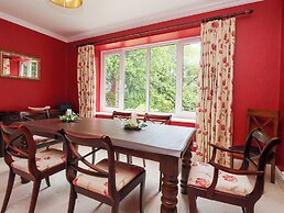 Raincliffe Manor