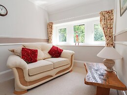 Raincliffe Manor
