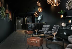 THE ROOMS - Hotel & House