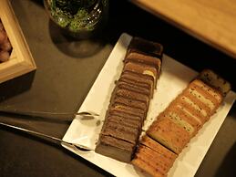 THE ROOMS - Hotel & House