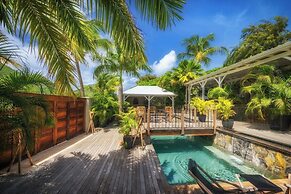 La Villa Hibiscus
